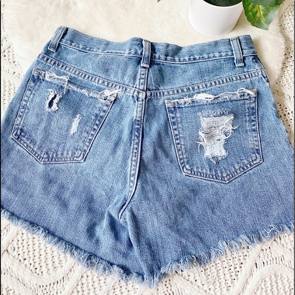 eddie bauer distressed denim shorts✨ - Picture 2 of 4
